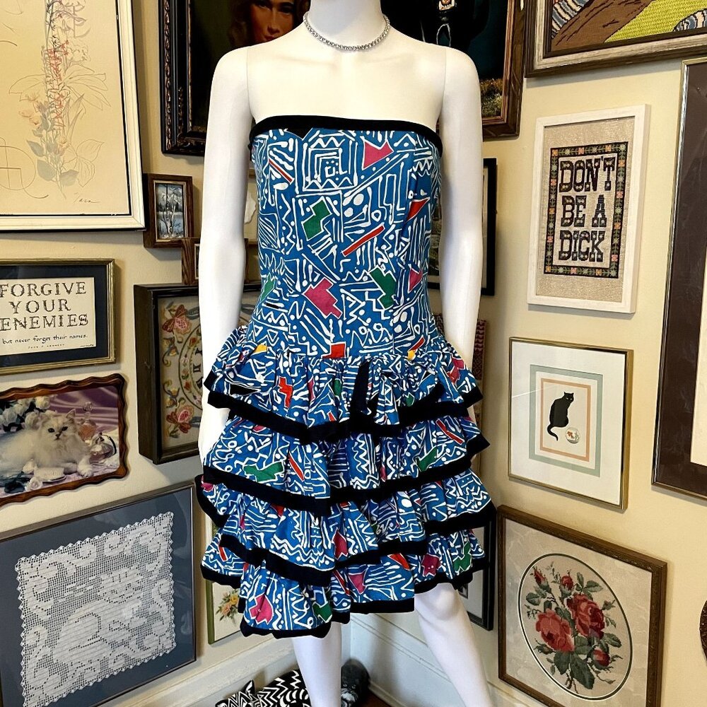 90s Vintage Blue Black Crazy Print Strapless Mini Dress with Tiered Ruffle Skirt